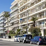 Wehost Prom- Jardin & -coeur Promenade Des Anglais-2 Personnes / 1 Canape-lit Apartman Nizza