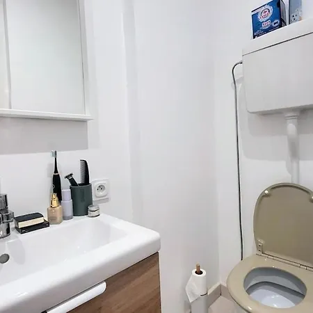 Apartamento Wehost Promenade - Garden Retreat For 2 Pers 1bed Niza