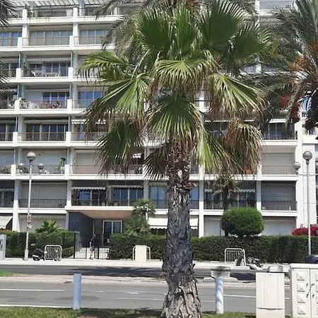 Wehost Prom- Jardin & -coeur Promenade Des Anglais-2 Personnes / 1 Canape-lit شقة