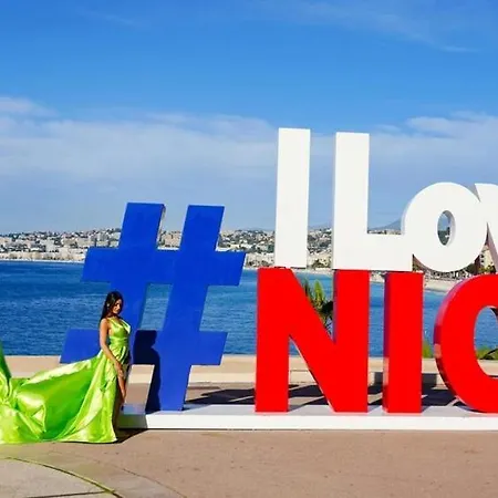 Wehost Prom- Jardin & -coeur Promenade Des Anglais-2 Personnes / 1 Canape-lit