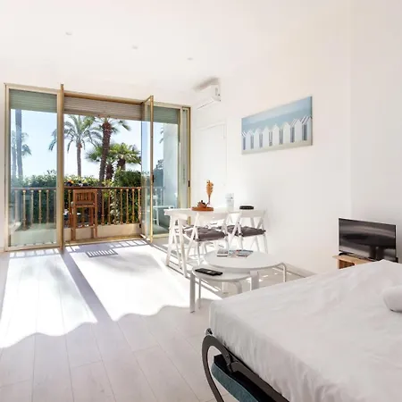 Wehost Prom- Jardin & -coeur Promenade Des Anglais-2 Personnes / 1 Canape-lit نيس