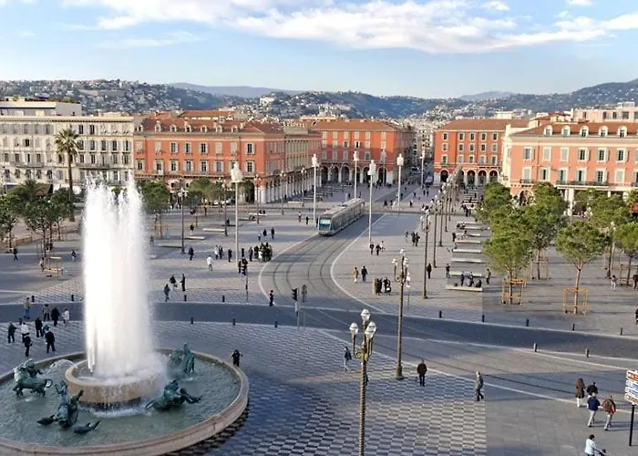 Apartamento Wehost Promenade - Garden Retreat For 2 Pers 1bed Niza